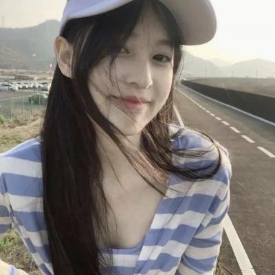 水中的女人